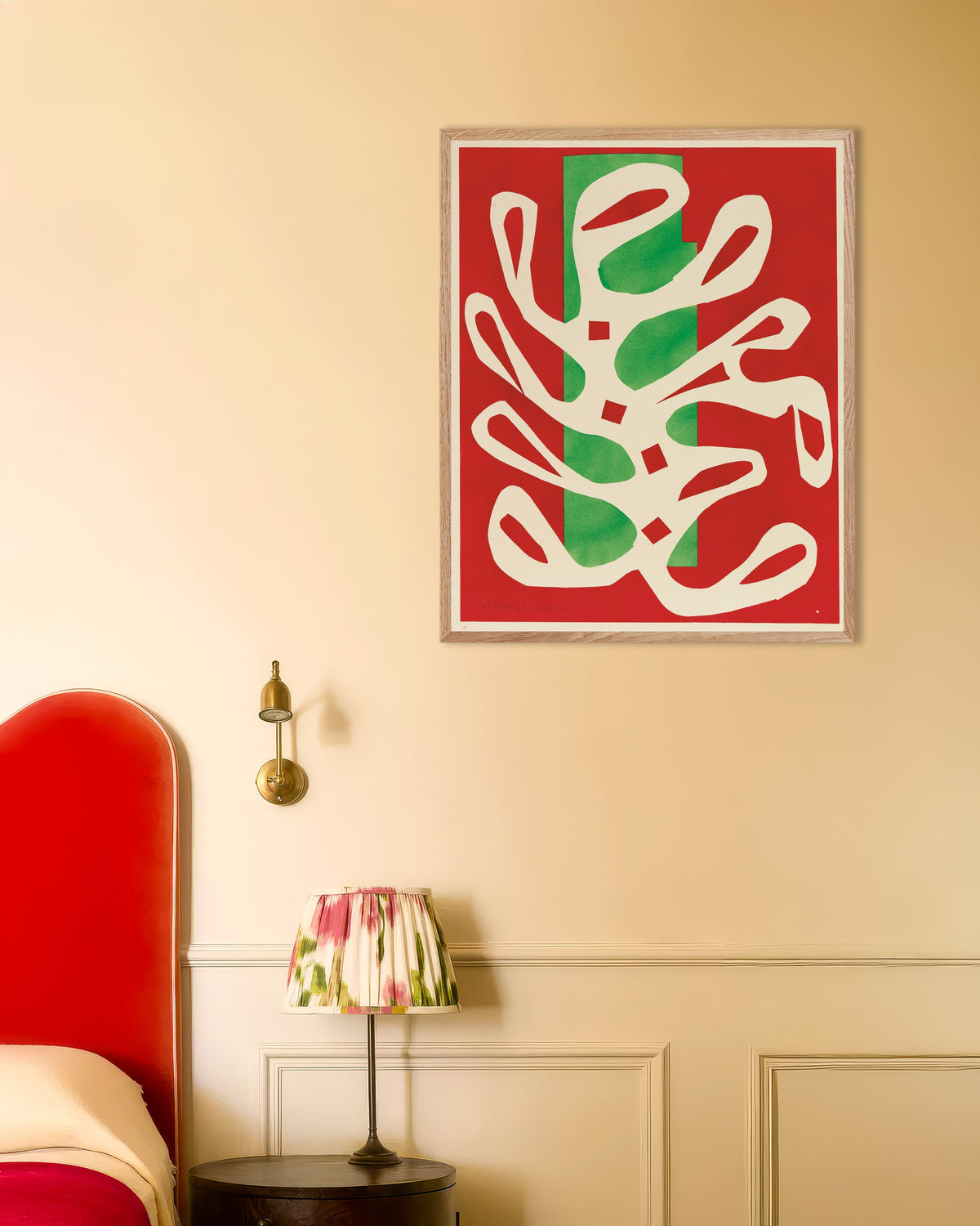 Poster of White Alga on Red and Green Background (1947) by Henri Matisse, with natural wooden frame