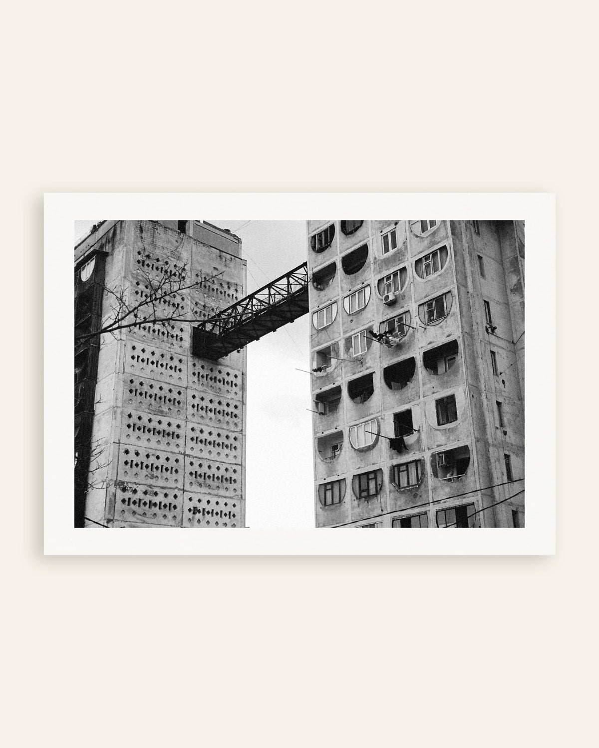 Poster of Skybridge Between Two Towers, thumbnail