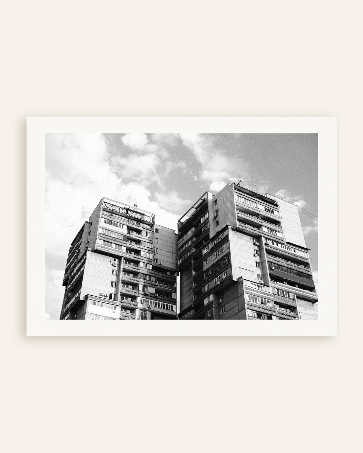 Poster of Twin Towers in the Clouds, thumbnail